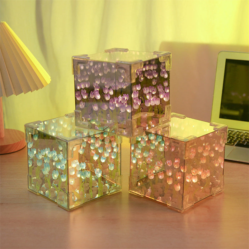 Three-Dimensional Small Night Lamp